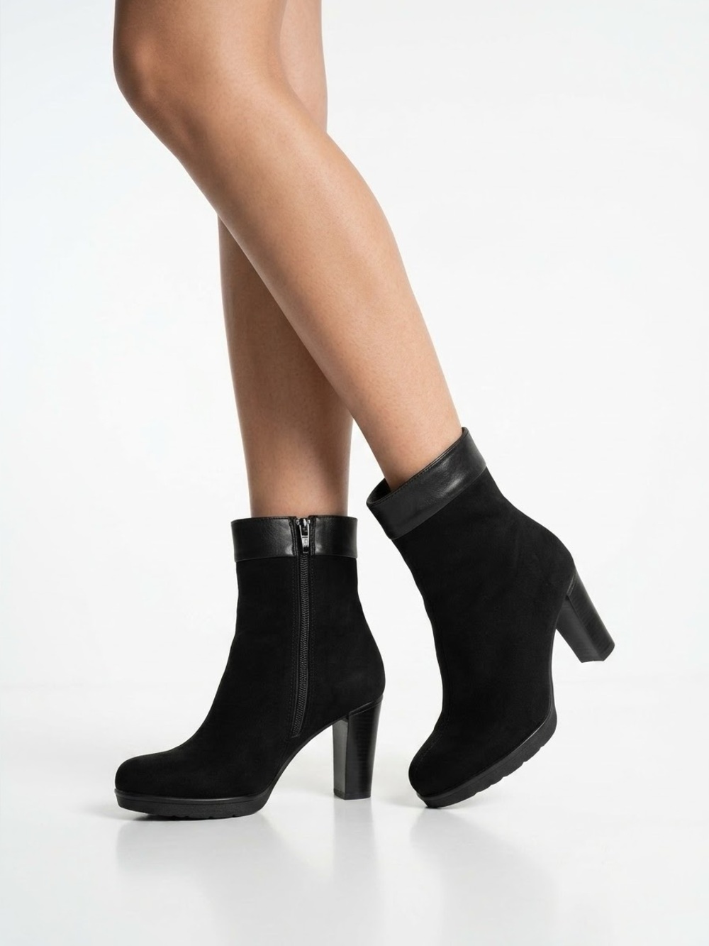 Stuart Weitzman black Gore-Tex neoprene leather cuff ankle boots - size 9